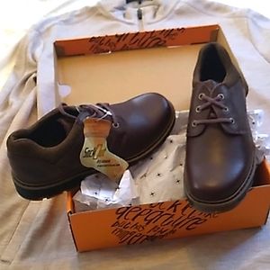 NIB Dr. MARTENS brown Lucas Cambridge Sock Out shoe size 7 L or 6 men